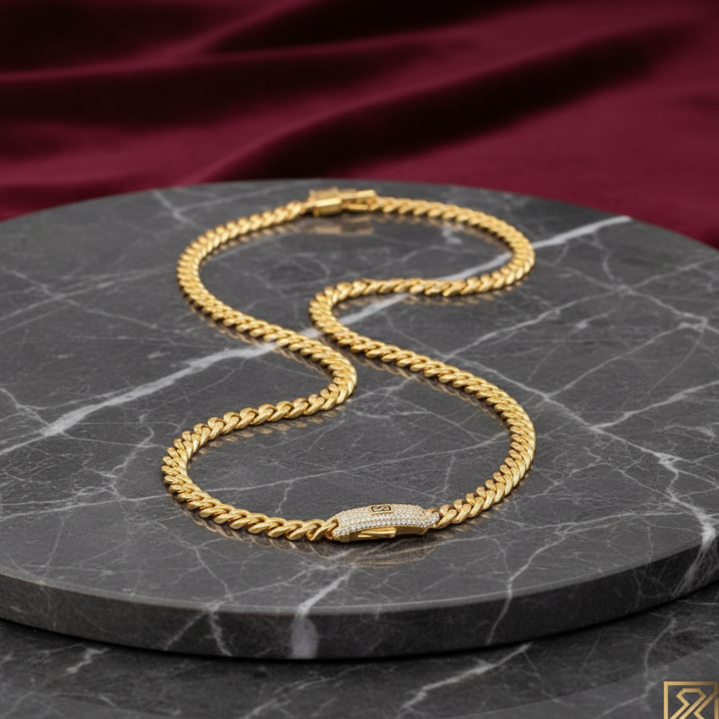 Cadena Monaco Gold Chain Necklace